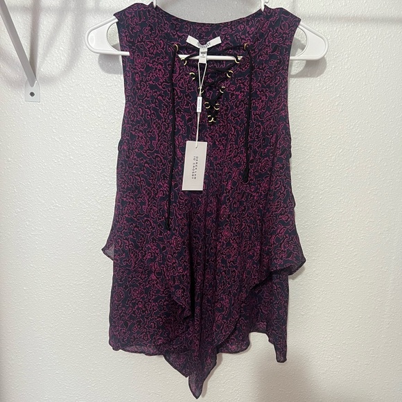 10 Crosby V-Neck Handkerchief Tank - Picture 4 of 5